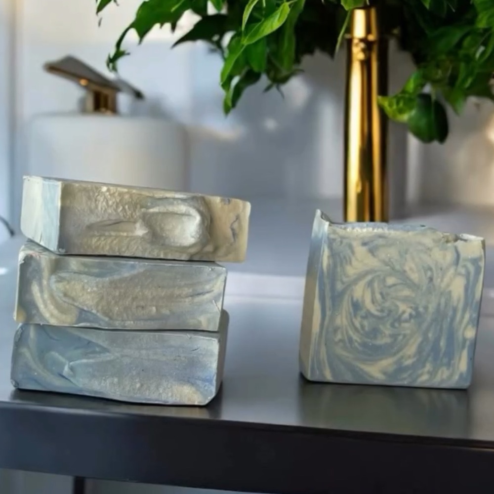 Artisan Soap with Goat Milk and Shea Butter - Blue and Cream - Picture 2 of 5
